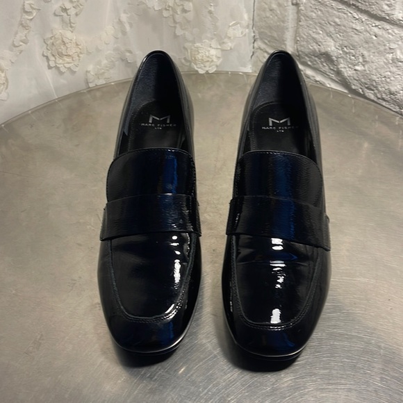 Marc Fisher ML Hudson Block Heel Loafers In Black Patent Leather size 9 - Picture 3 of 6